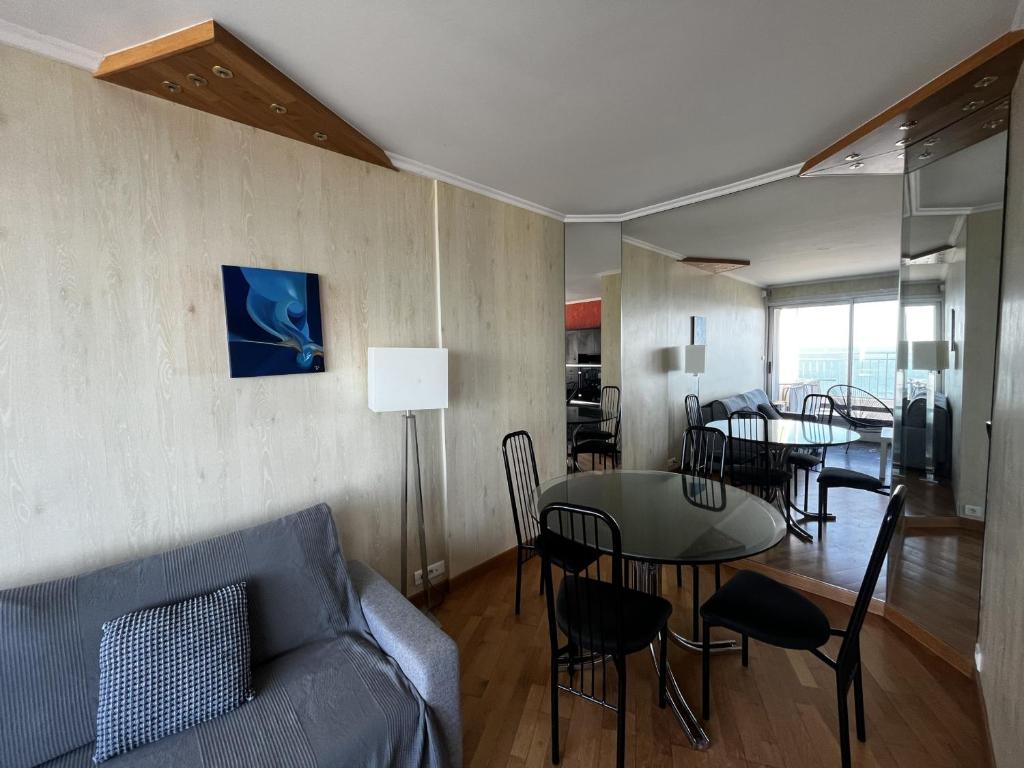 Appartement 3 pièces face plage avec terrasse et garage - Les Sables d'Olonne - FR-1-197-388 - 2