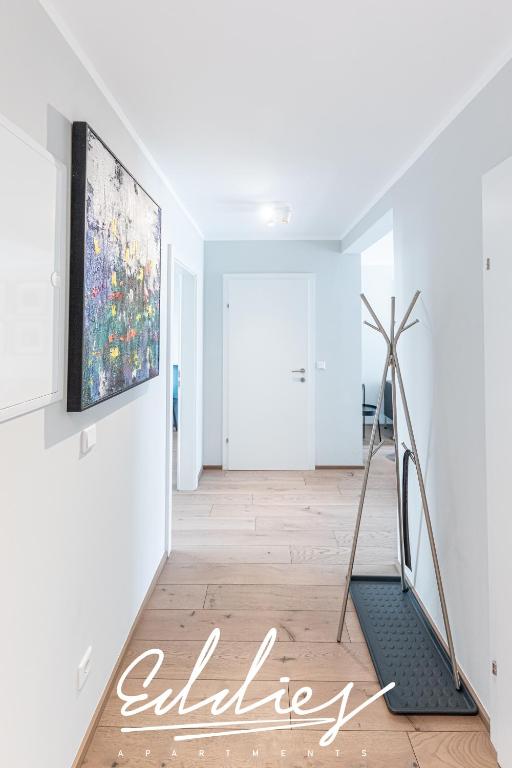 Eddie’s Design Apartments photo