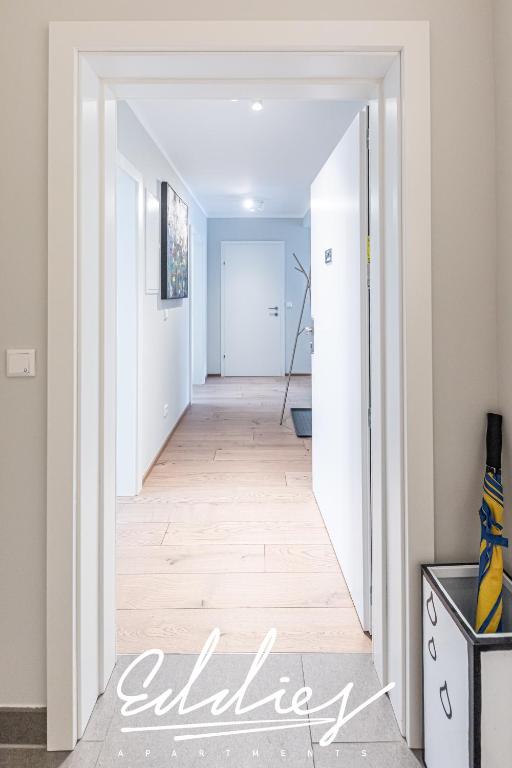 Eddie’s Design Apartments photo