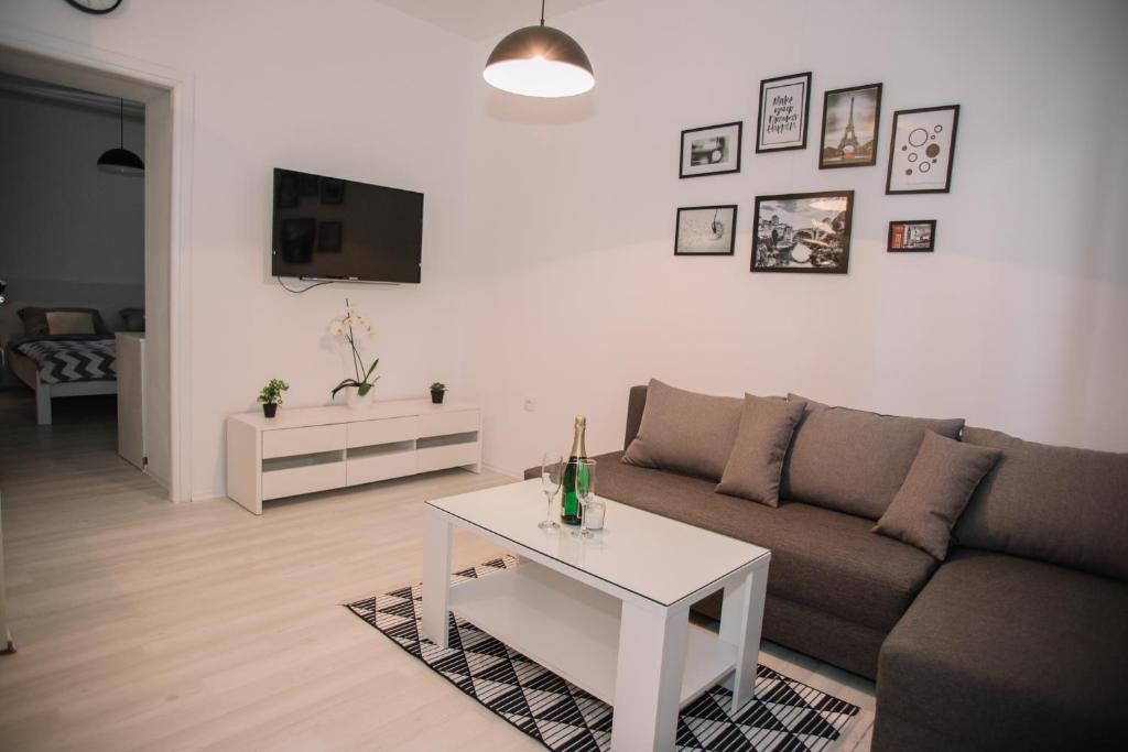 Luxury Apartment Crnjac - 2