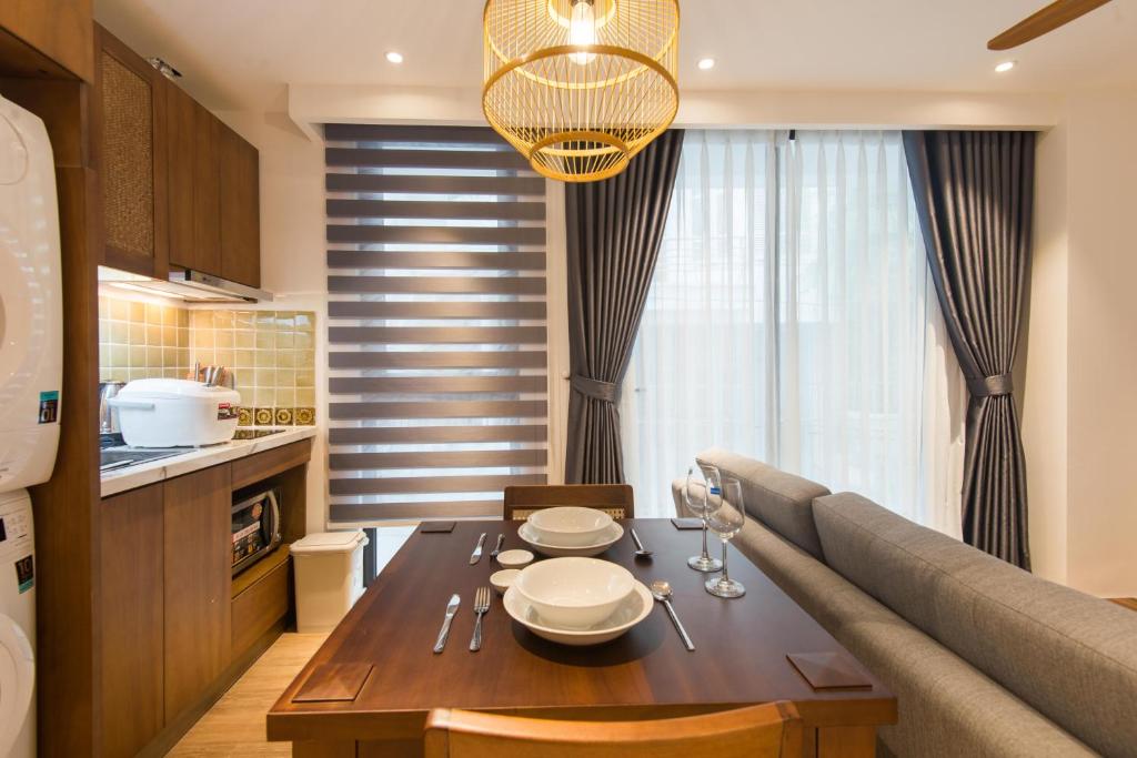 22housing Hotel & Apartment 81 Linh Lang