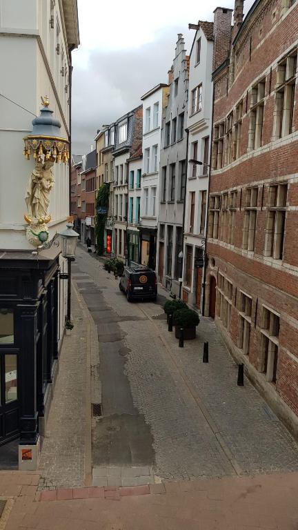 BnB Antwerpen - CHARMANT 5