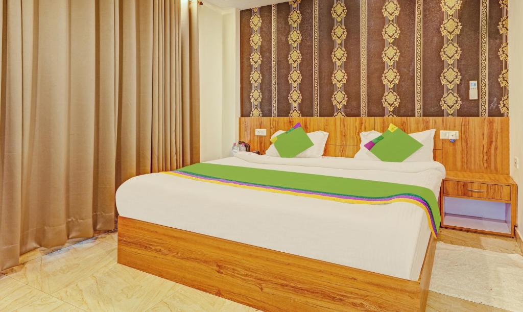 Hotel Orchid photo