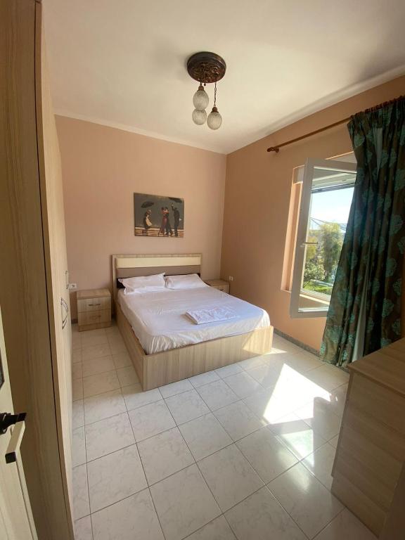 Vollga Promenade Lovely 2 bedroom Apartment — Hotel in Durres