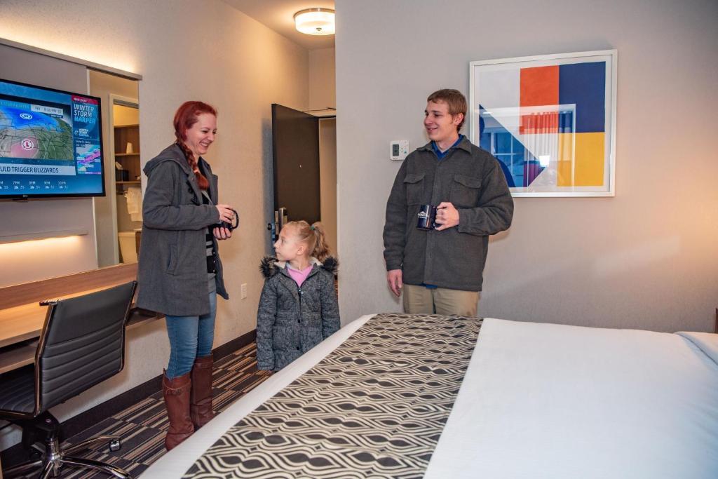 Microtel Inn & Suites by Wyndham Carlisle photo