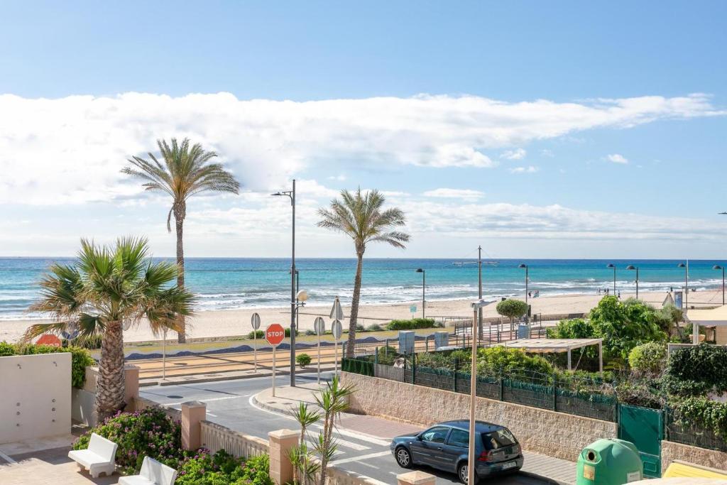 Very nice and modern studio front of the beach - 3