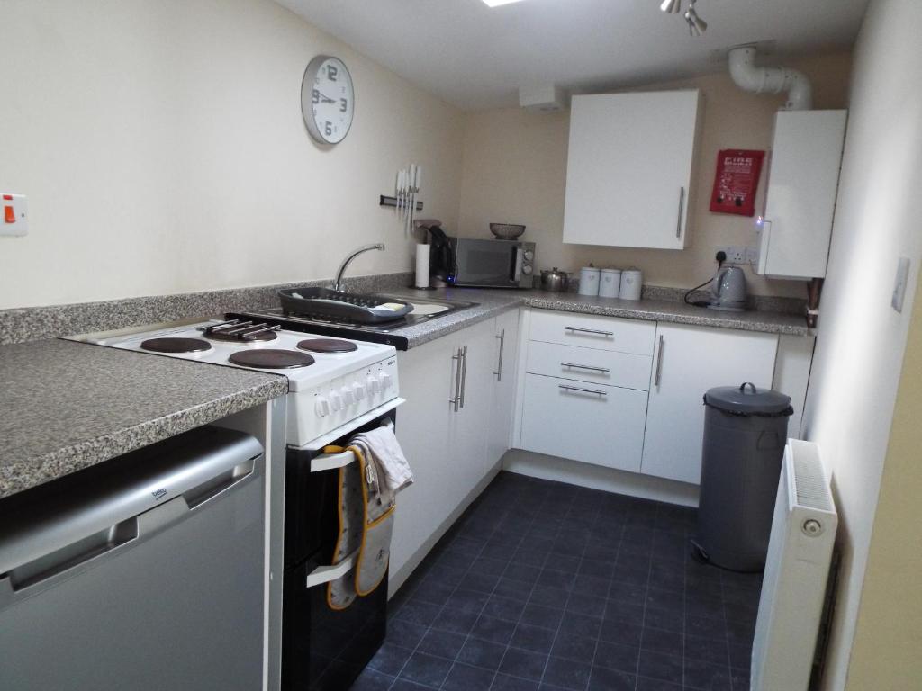 Cosy Cottage, Cardigan photo 4