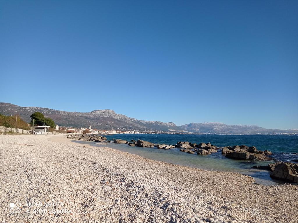 Barba Luka, near beach, beautiful views, Kaštela
