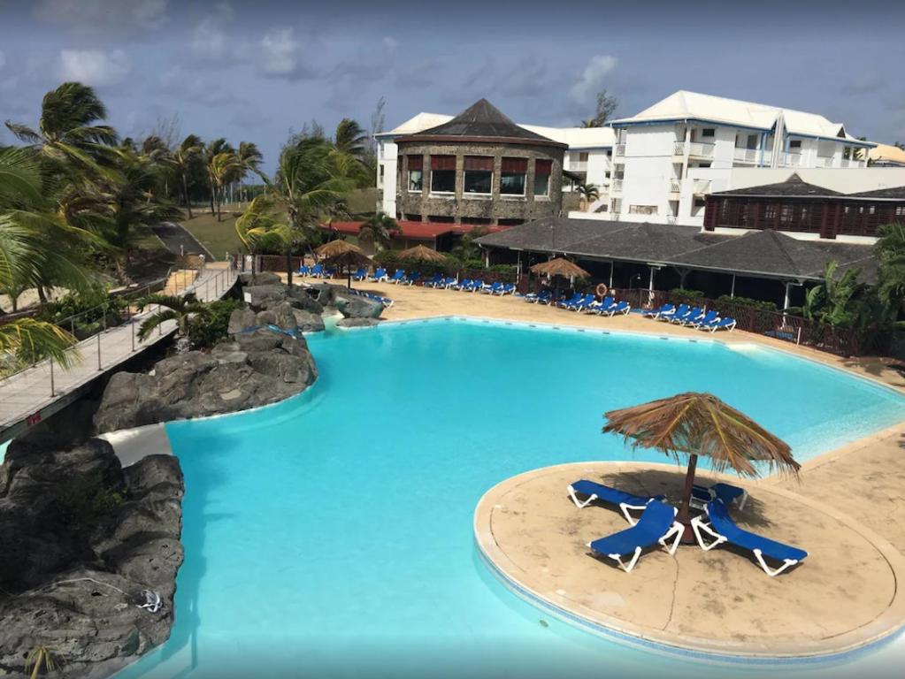 MANONEVA, Saint-François