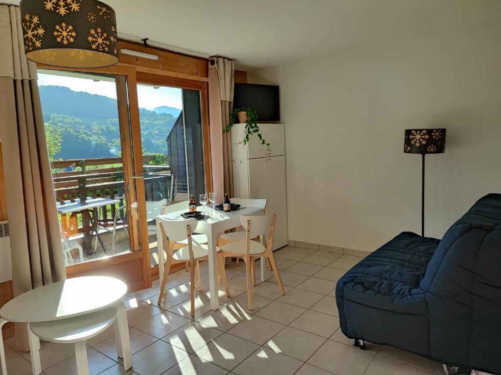 Studio & piscine intérieure, vue Mont D'Arbois - 3