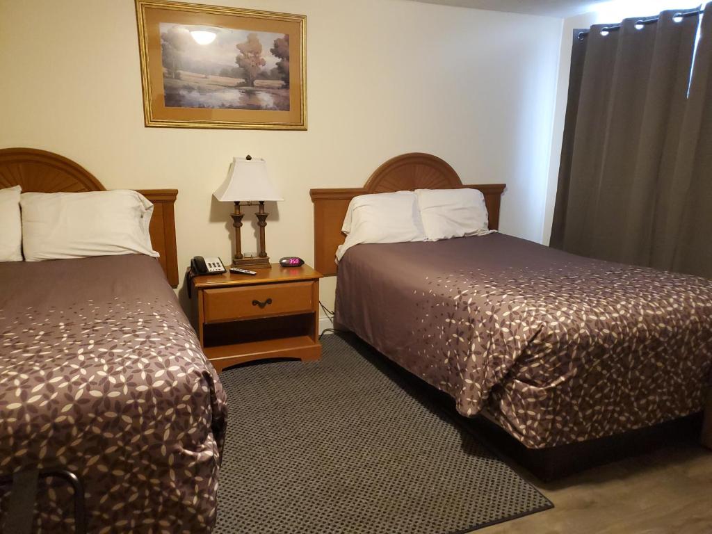 Turnpike Motel photo
