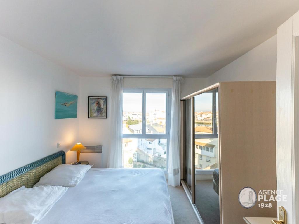 Appartement T2 face plage avec garage aux Sables-d'Olonne - FR-1-197-213 - 3