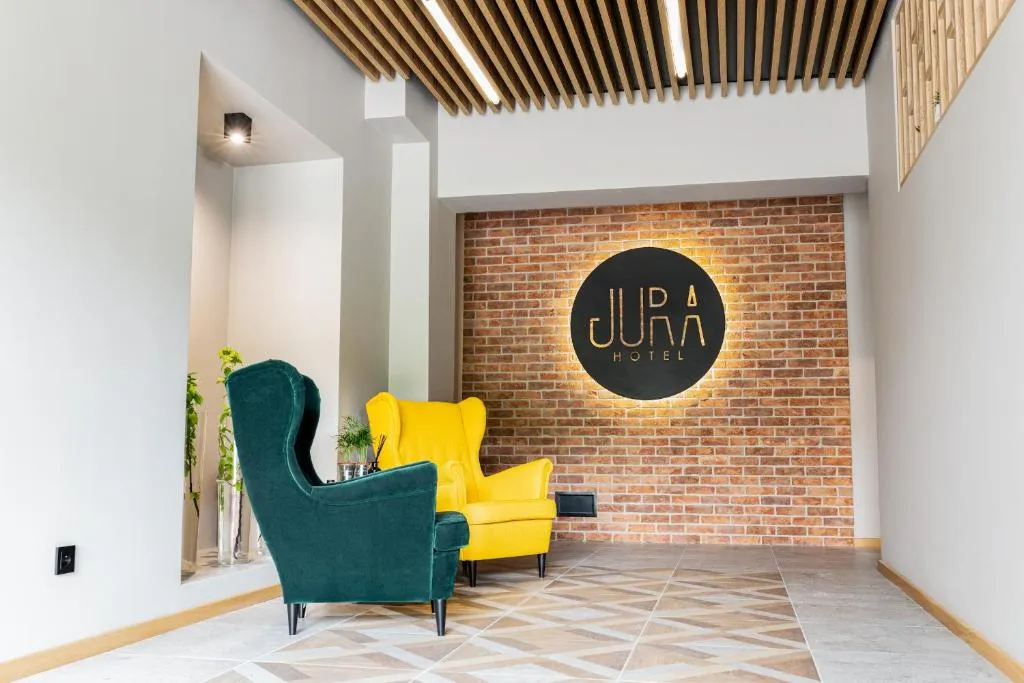 Jura Hotel Osiek，位于奥尔库什的酒店
