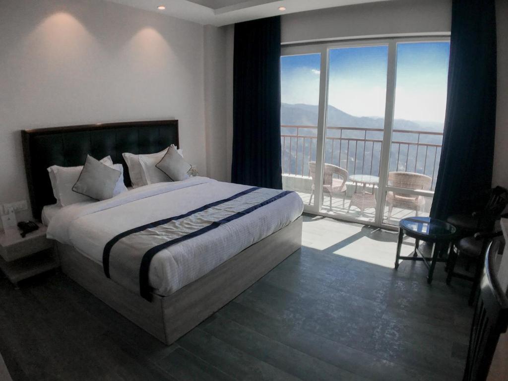 Peaks And Pines Resort photo