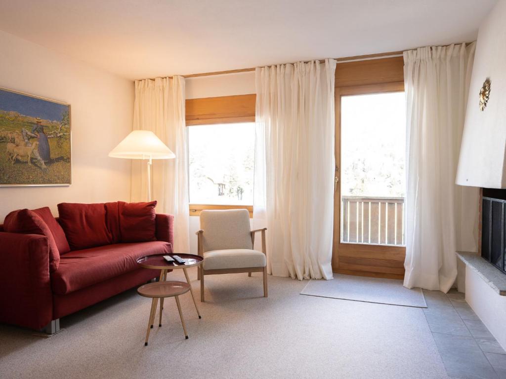 Apartment Chesa Pra d`Sura 217-10 by Interhome - 3