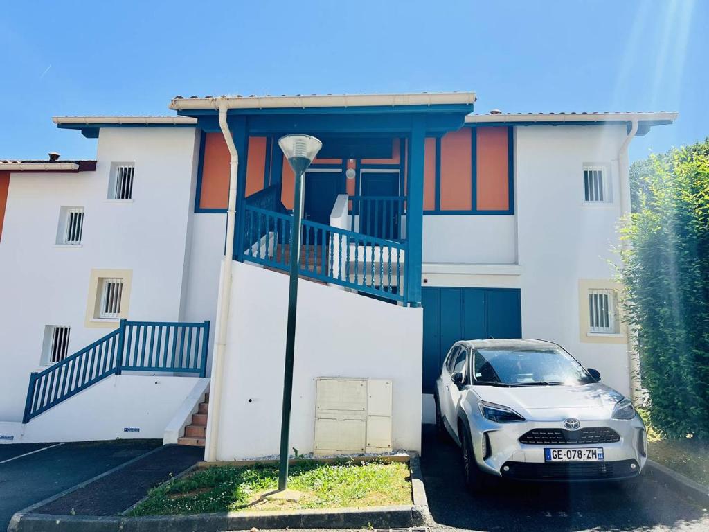 T1 bis confortable avec terrasse et parking à Cambo-les-Bains - 2