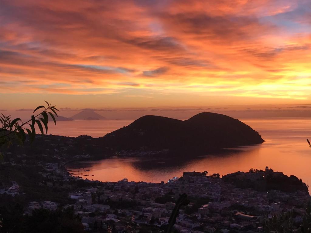 al numero zero, Lipari