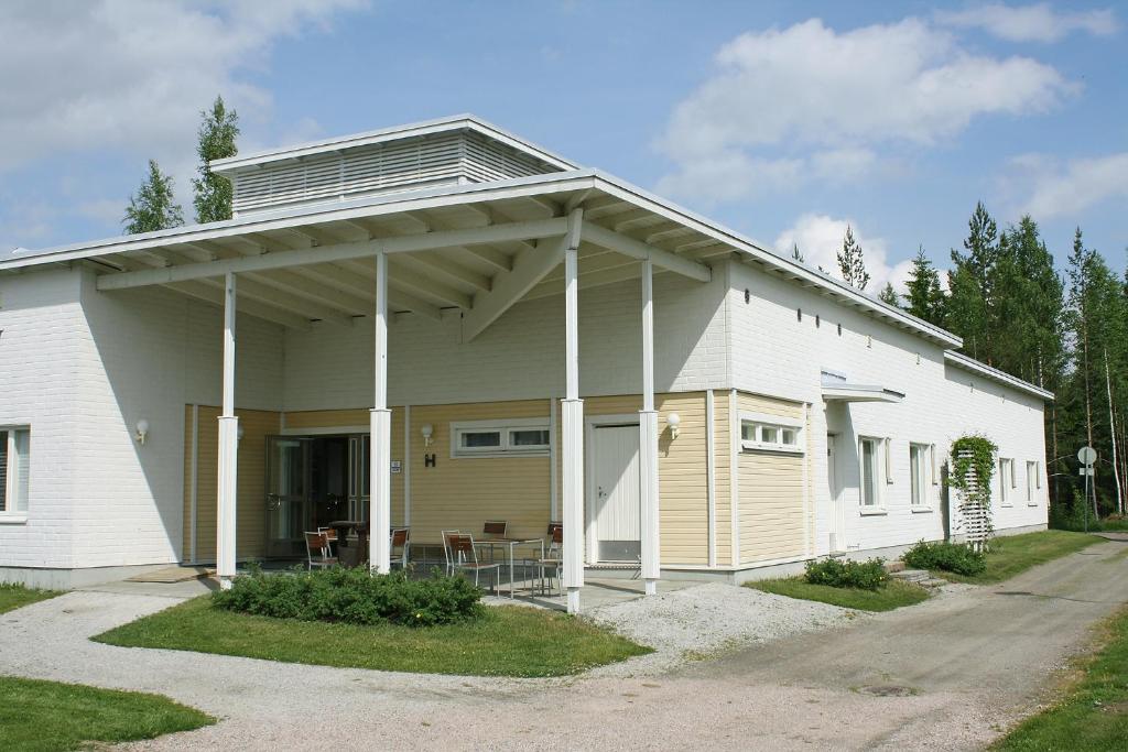 Exterior view, Etela-Pohjanmaan Opisto in Ilmajoki