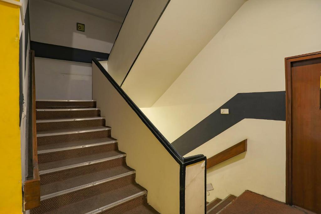 FabHotel Jaipur Emerlad photo