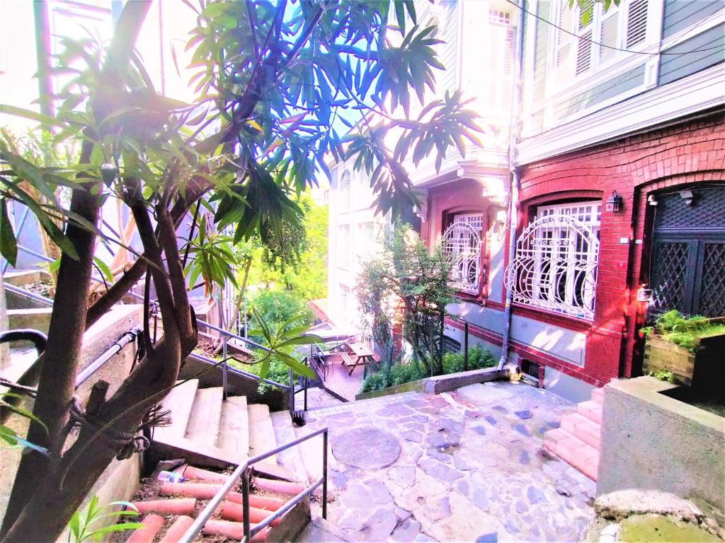 ドリーマーズ V&V ホテル ジハンギル (Dreamers V&V Hotel Cihangir) 外観