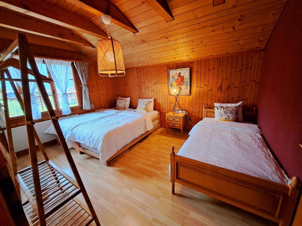 Sawasdee Swiss Chalet Wilderswil - 4