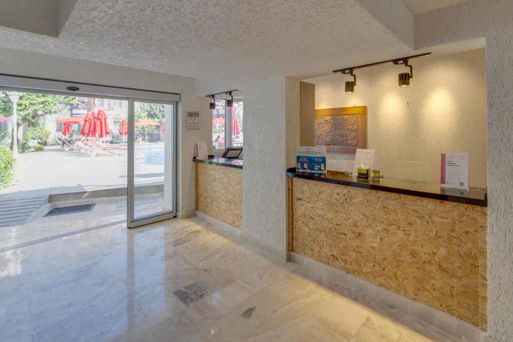 Serhan Hotel photo