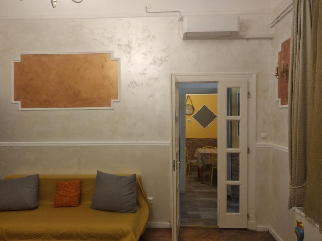 Budapestapartment9 photo