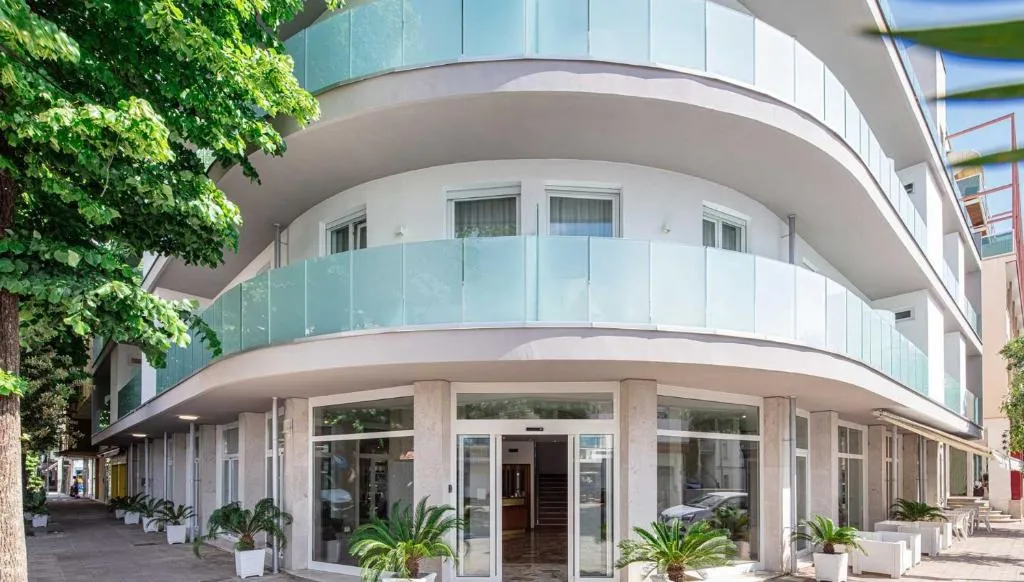 Hotel Centrale, hotel in Lignano Sabbiadoro