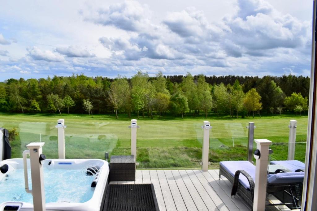 Hot Tub Lodge, Swarland photo 7