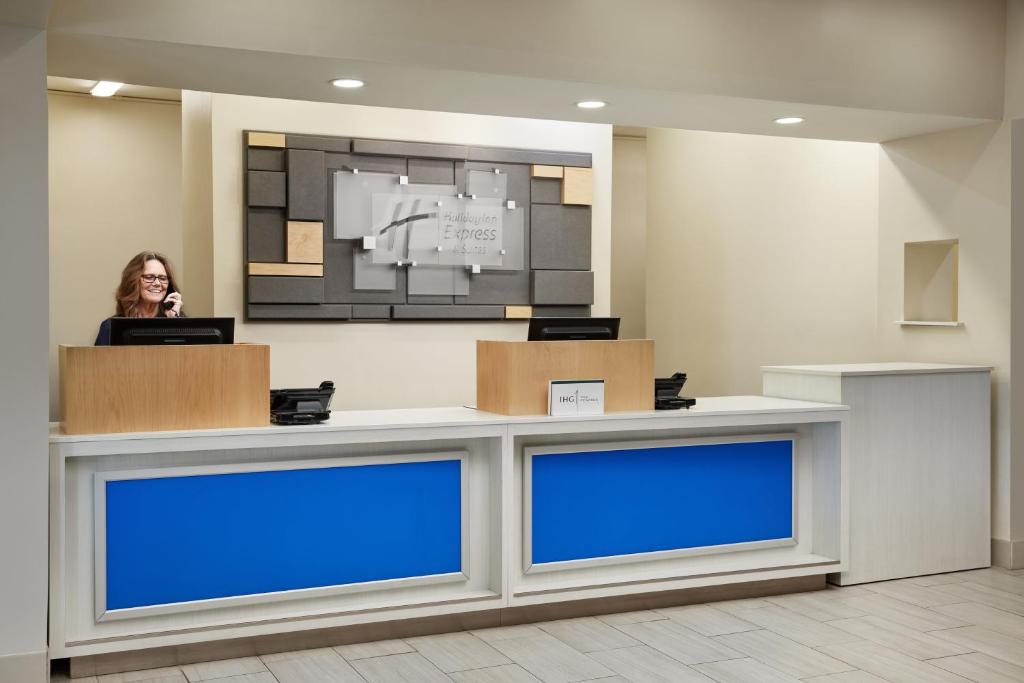 Holiday Inn Express & Suites Bonifay photo