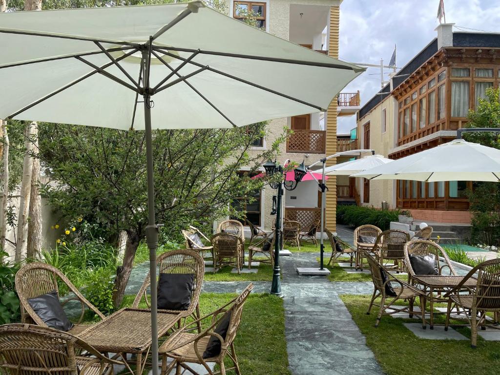 Hotel Ladakh Greens photo
