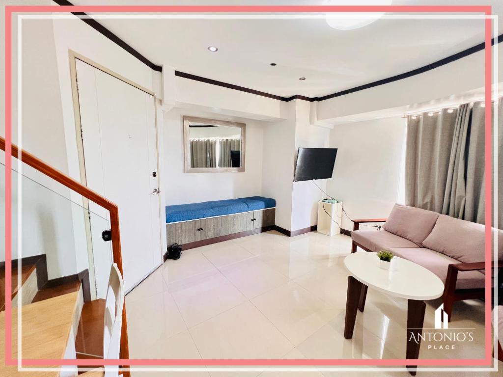 Captivating View of BGC Loft Unit FREE WIFI & NETFLIX at Fort Victoria BGC photo