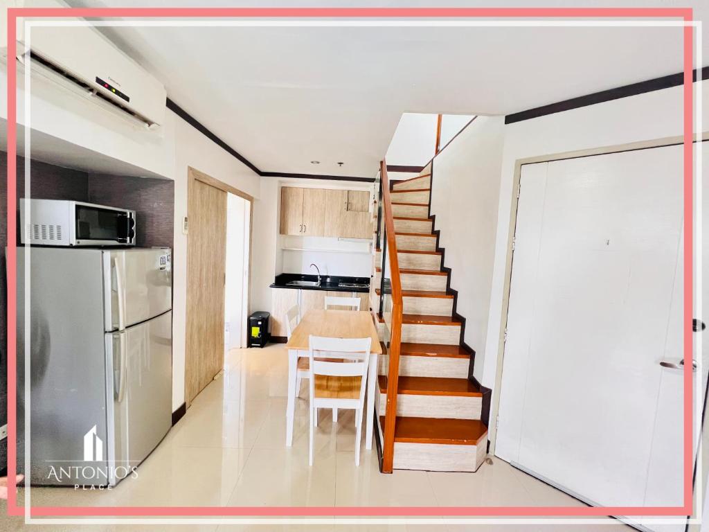 Captivating View of BGC Loft Unit FREE WIFI & NETFLIX at Fort Victoria BGC photo