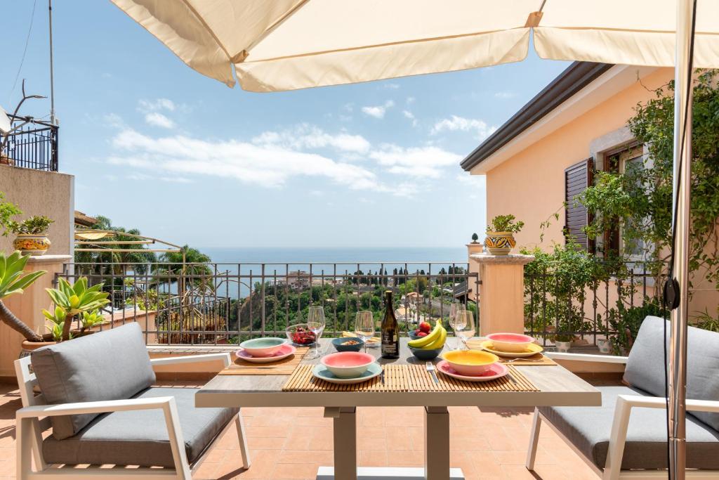 GuestHost - Taormina Panoramic Apartment with Parking - 2
