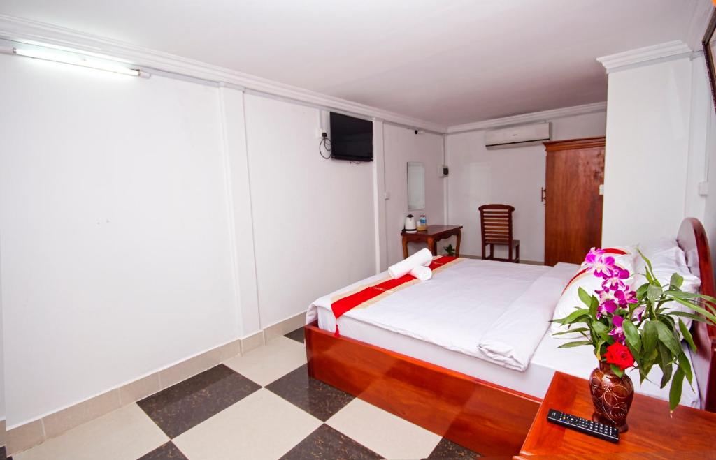 The Unique Angkor Villa photo