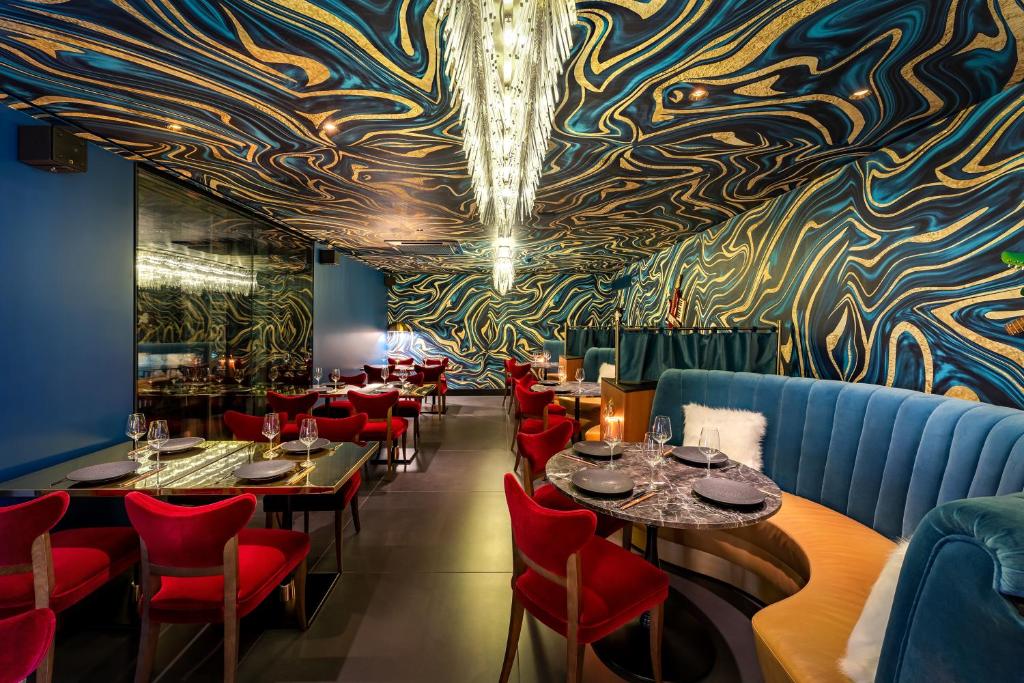 Bar/lounge