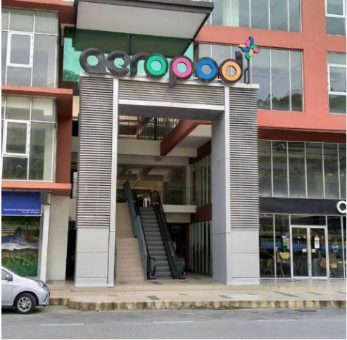 H&F Homestay the two Owls Nest Aeropod Sovo Studio Room - 2 Queen Bed - Near Airport - Free Parking photo