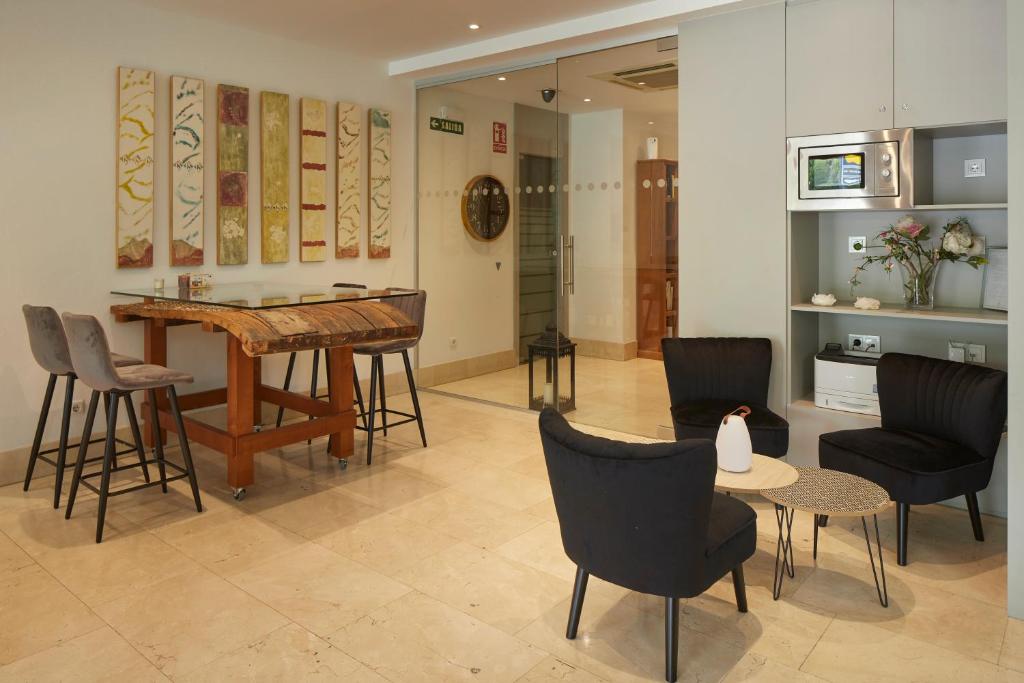 フロント・ロビー