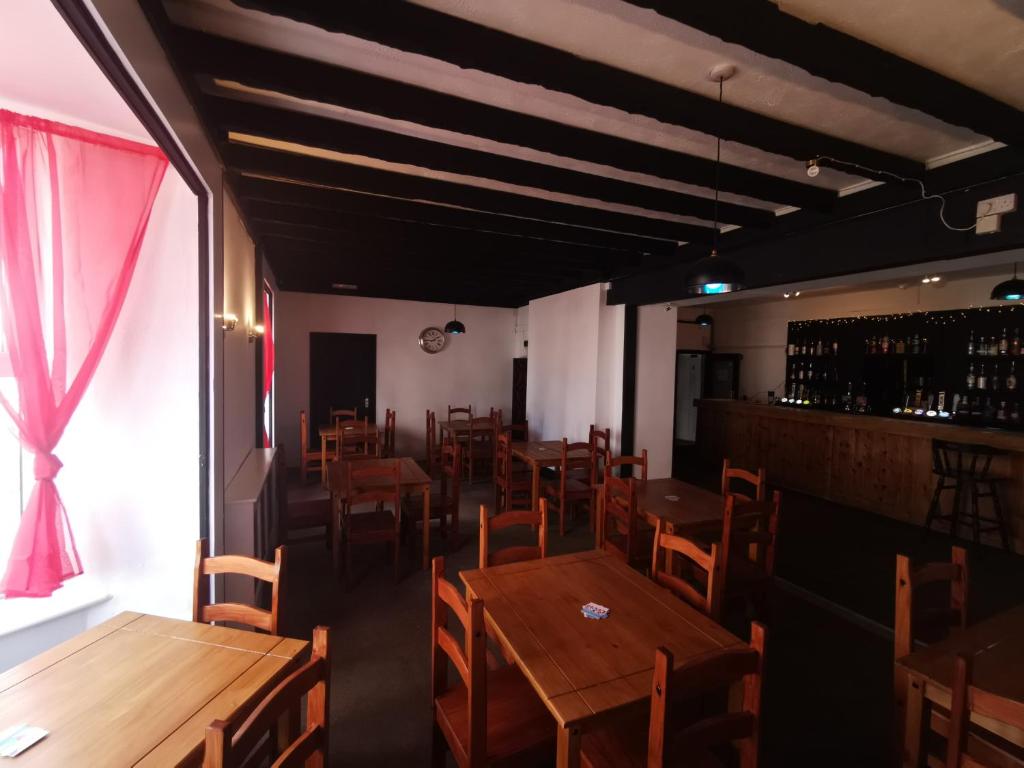 Tintagel Arms Hotel photo