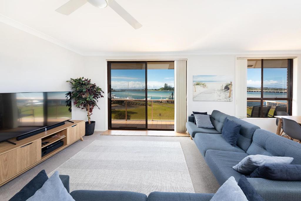 Shoreline Unit 8, Tuncurry