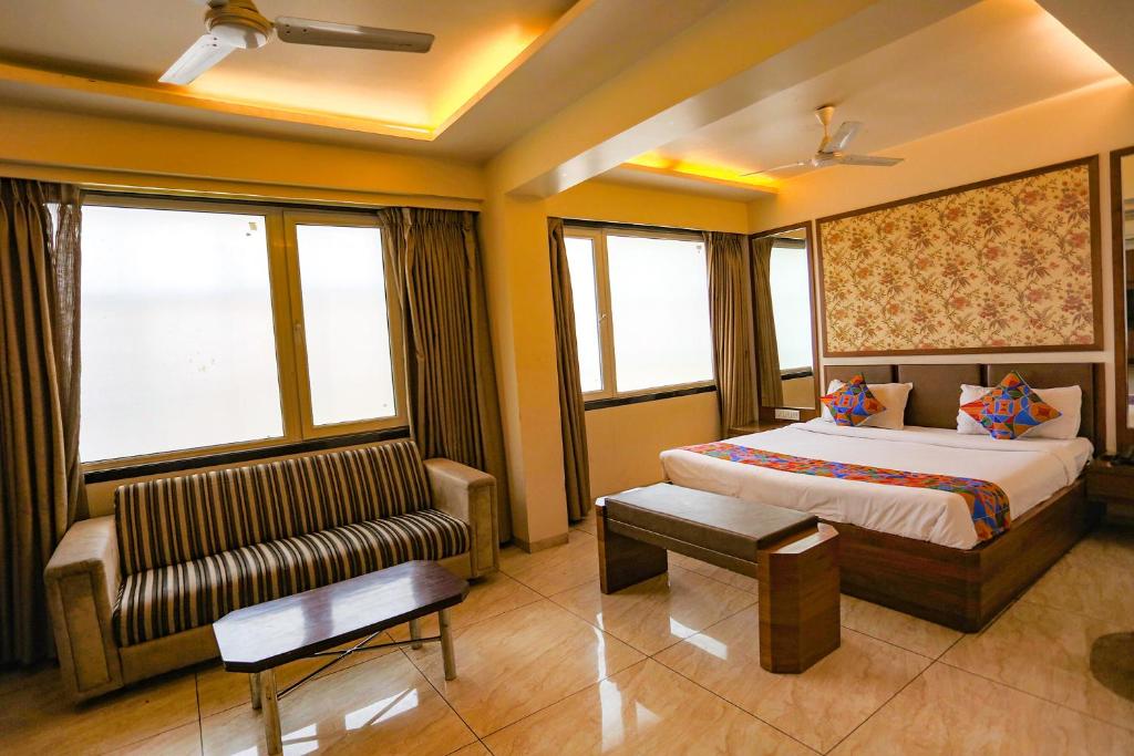 FabHotel Surya photo