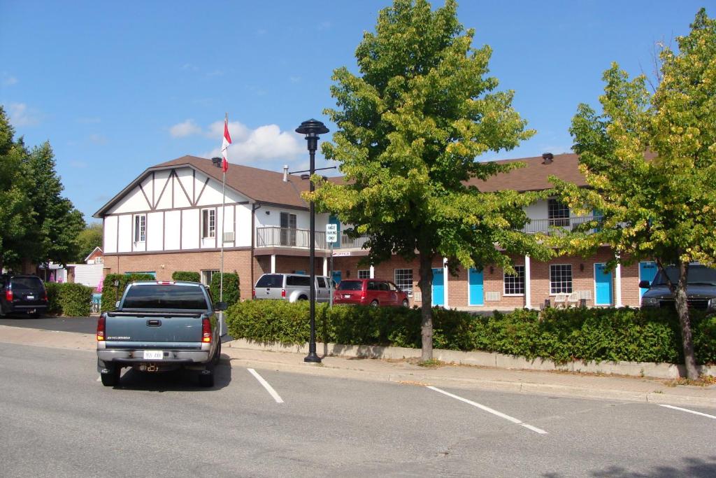 Leisure Inn — Hotel in Temiskaming Shores (ON)