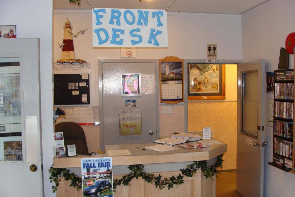 Leisure Inn photo