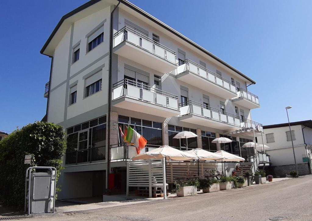 Hotel Eugenio - 5