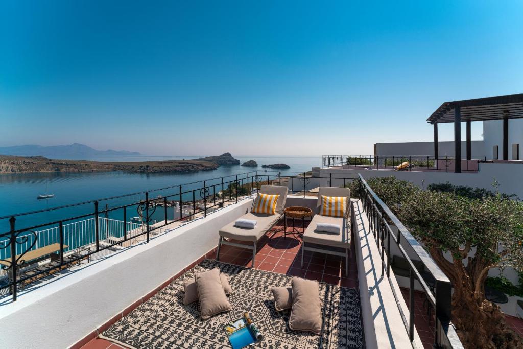 Maris Lindos Suites & Apartments photo