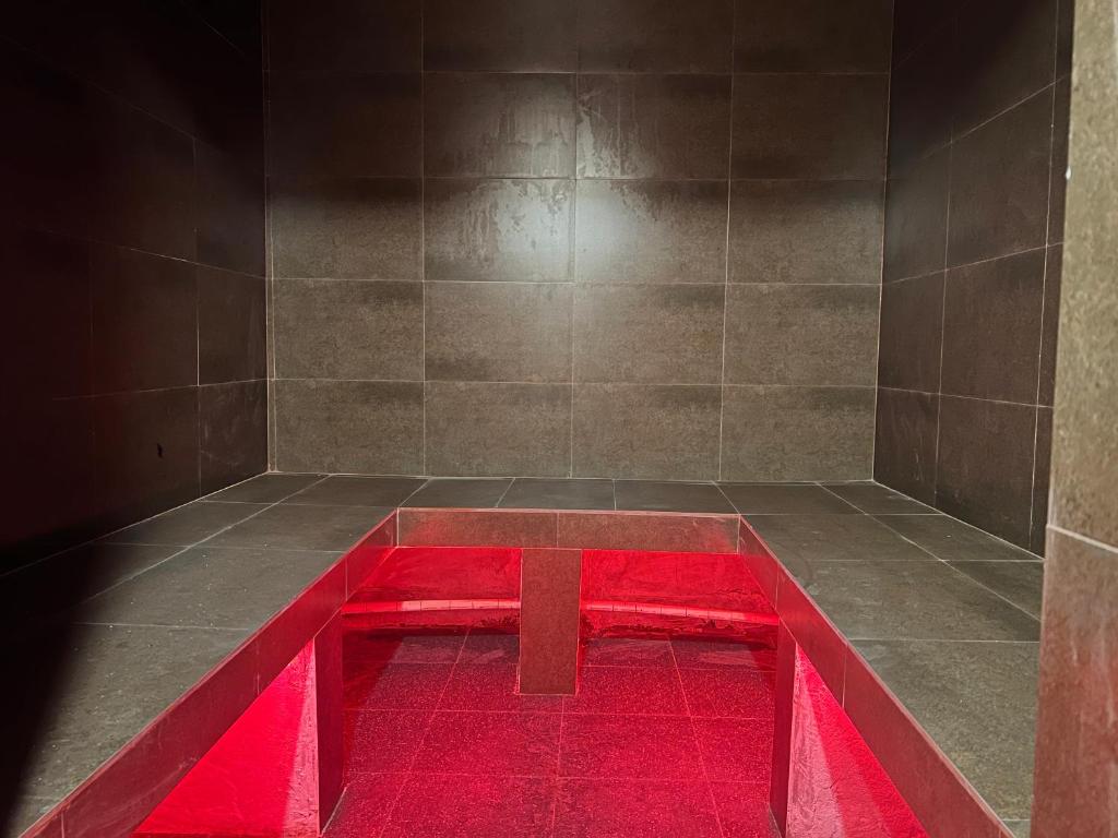 Steamroom