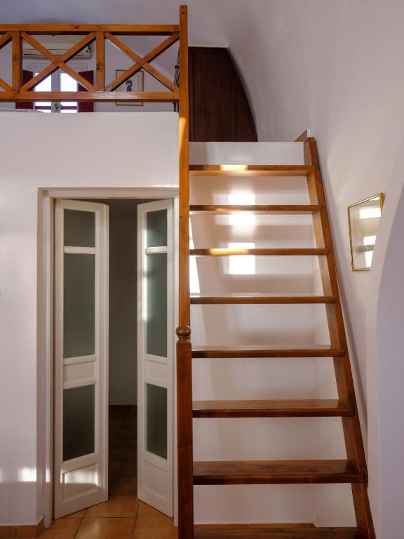 Nikos Villas photo