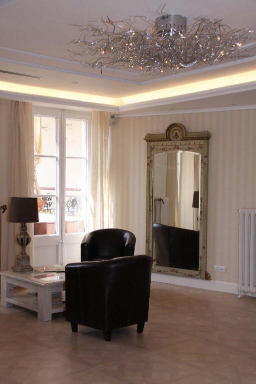 フロント・ロビー