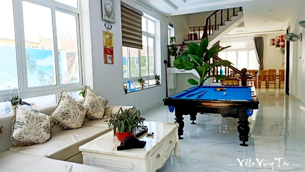 Shiny Villa Vung Tau