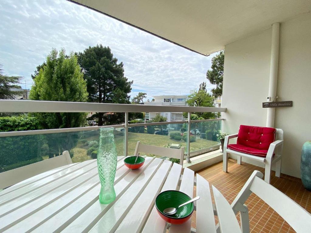 Appartement 2 pièces avec terrasse, garage, et ascenseur, jusqu'à 4 couchages - La Baule Centre - FR-1-245-124 - 5